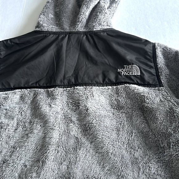 THE NORTH FACE || Girl’s Fleece Jacket. Sz. 14/16 - Picture 9 of 13